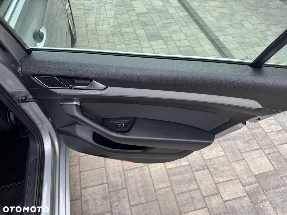 Volkswagen Passat 2.0 TSI Business DSG - 28