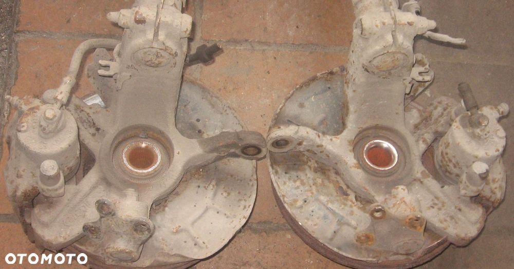 1.4D FABIA I POLO 9n zwrotnica piasta prawa lewa skoda volkswagen - 2