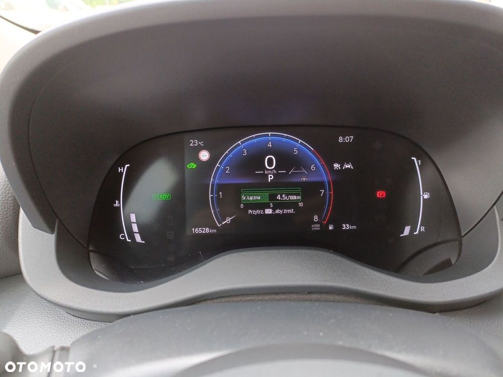 Toyota Yaris Hybrid 1.5 Style - 17