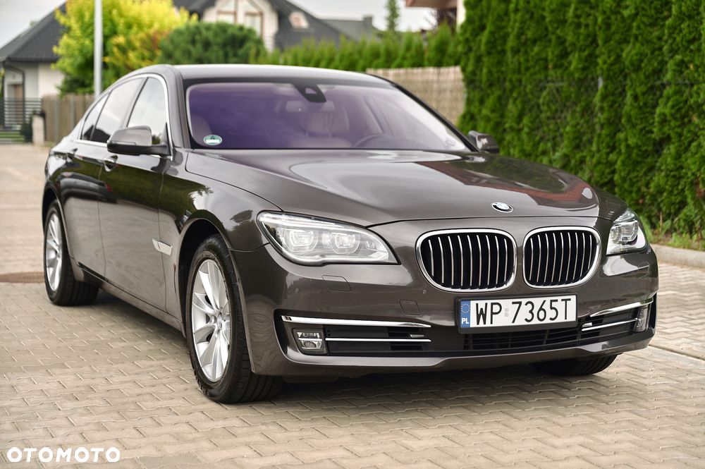 BMW Seria 7 750d xDrive Blue Performance Edition Exclusive - 15