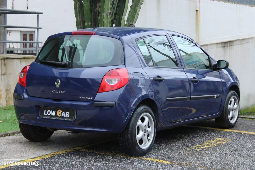 Renault Clio 1.5 dCi Confort - 8
