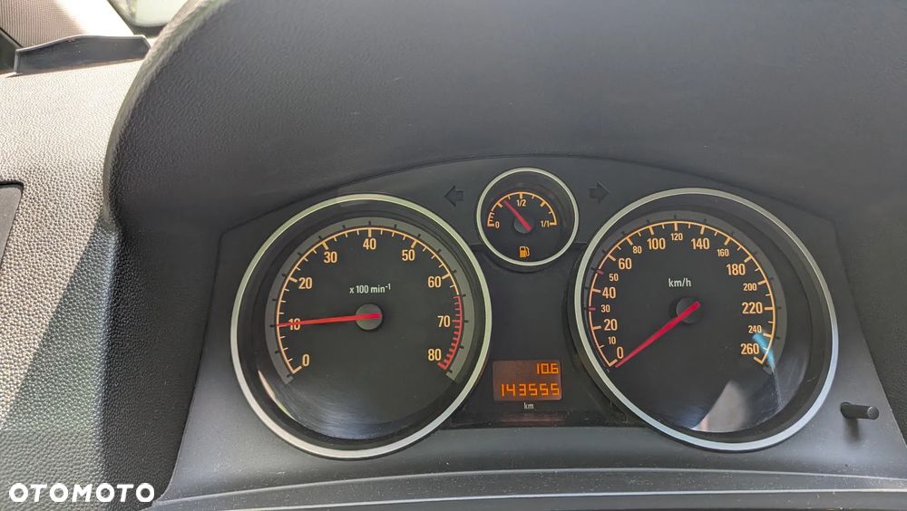 Opel Zafira 1.8 - 13