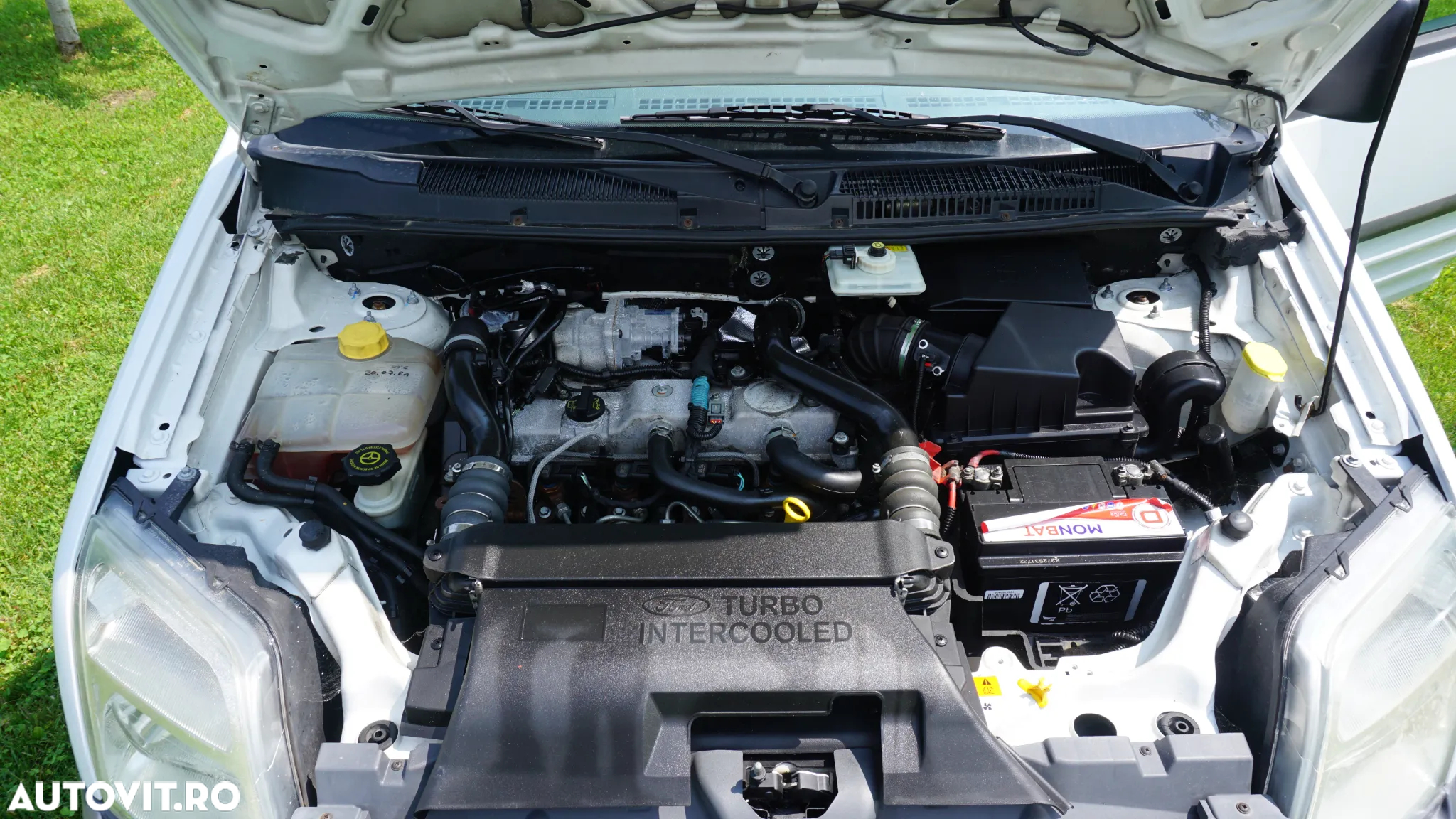 Ford Transit Connect - 20
