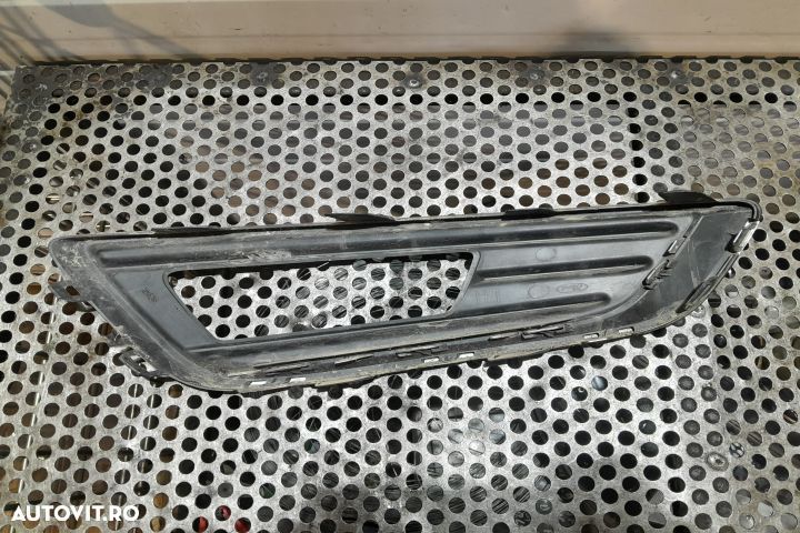 Grila proiector stanga F1EB-15A299-B Ford Focus 3 [facelift] [2014 - - 2