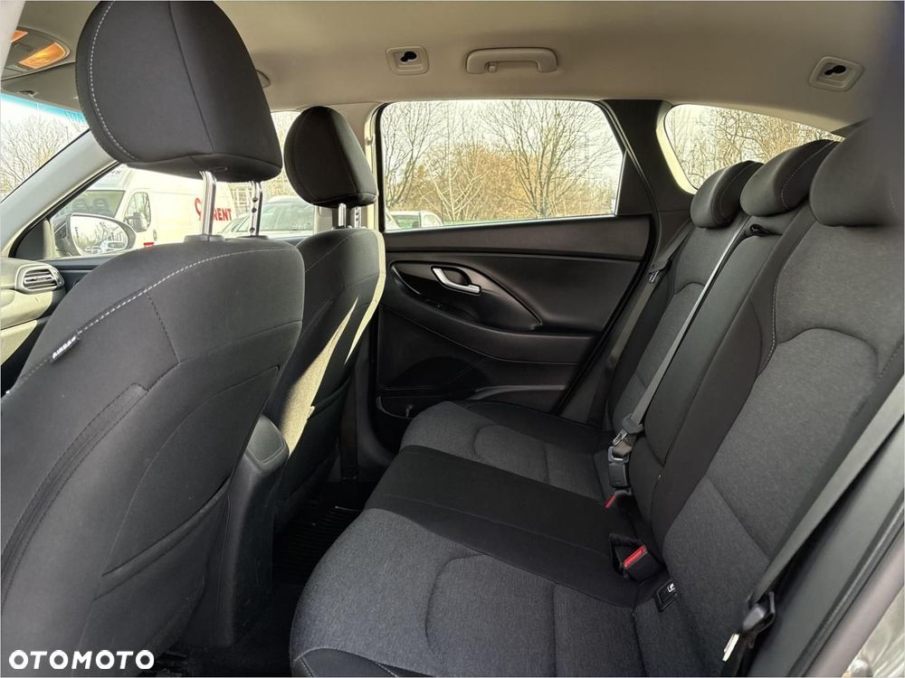 Hyundai i30 1.0 T-GDI Smart - 11