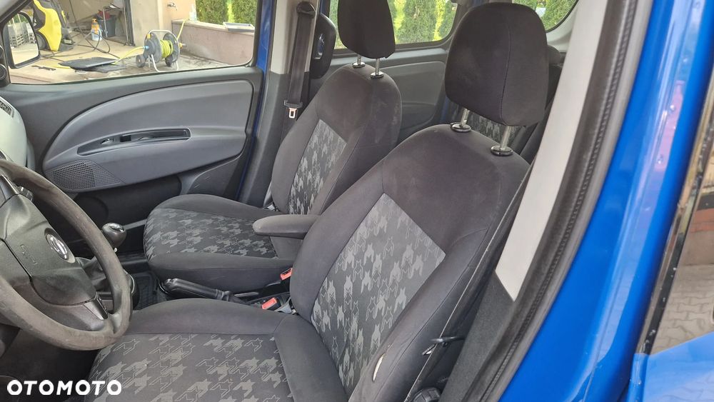 Opel Combo 1.6 CDTI Enjoy - 11