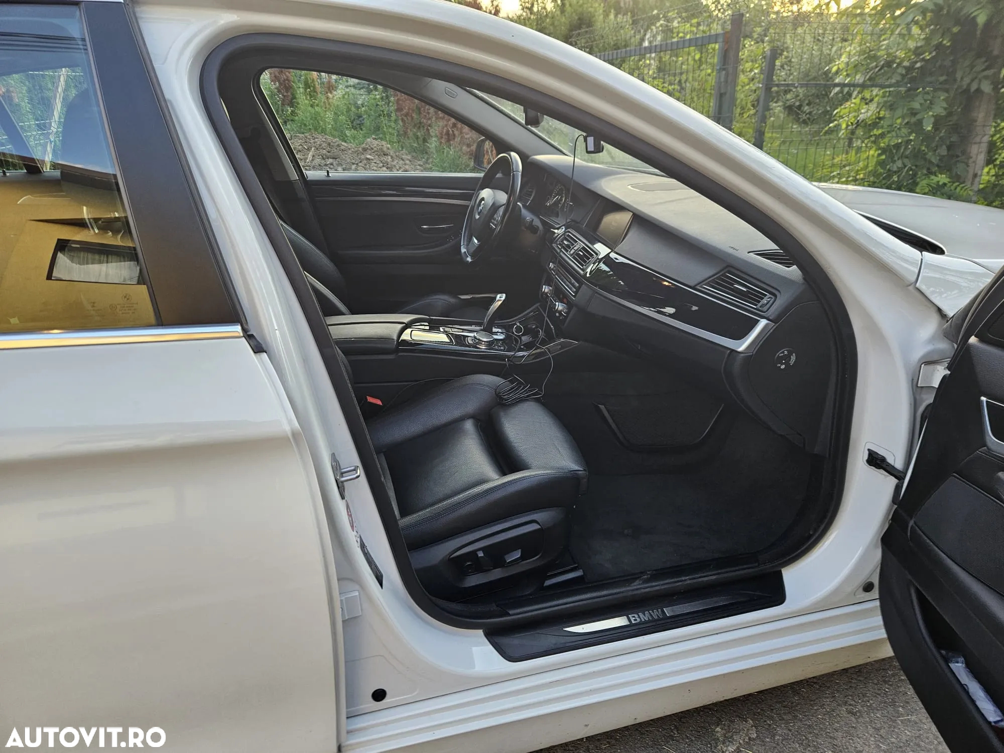 BMW Seria 5 525d xDrive AT - 5