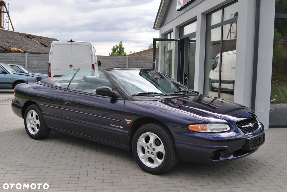 Chrysler Stratus - 24
