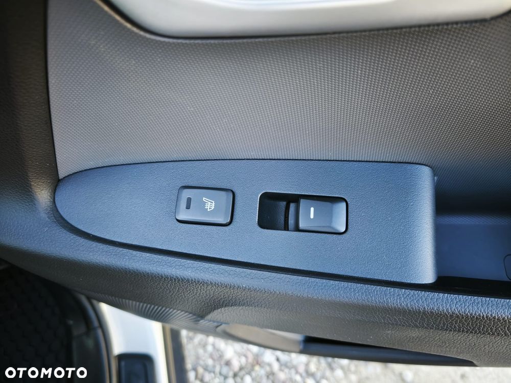 Kia Sportage 2,0 CRDI 2WD ISG Spirit - 29