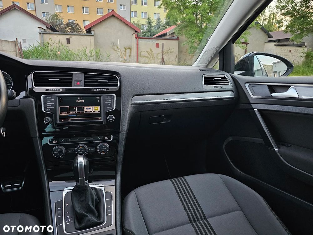 Volkswagen Golf 2.0 TDI (BlueMotion Technology) DSG Highline - 13