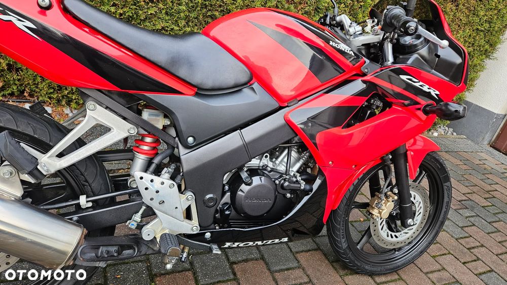 Honda CBR - 4