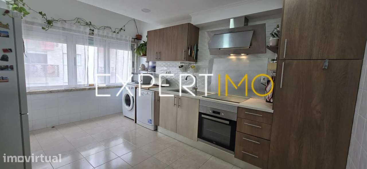 Apartamento T2 Sintra- Mem Martins Remodelado - Grande imagem: 3/24