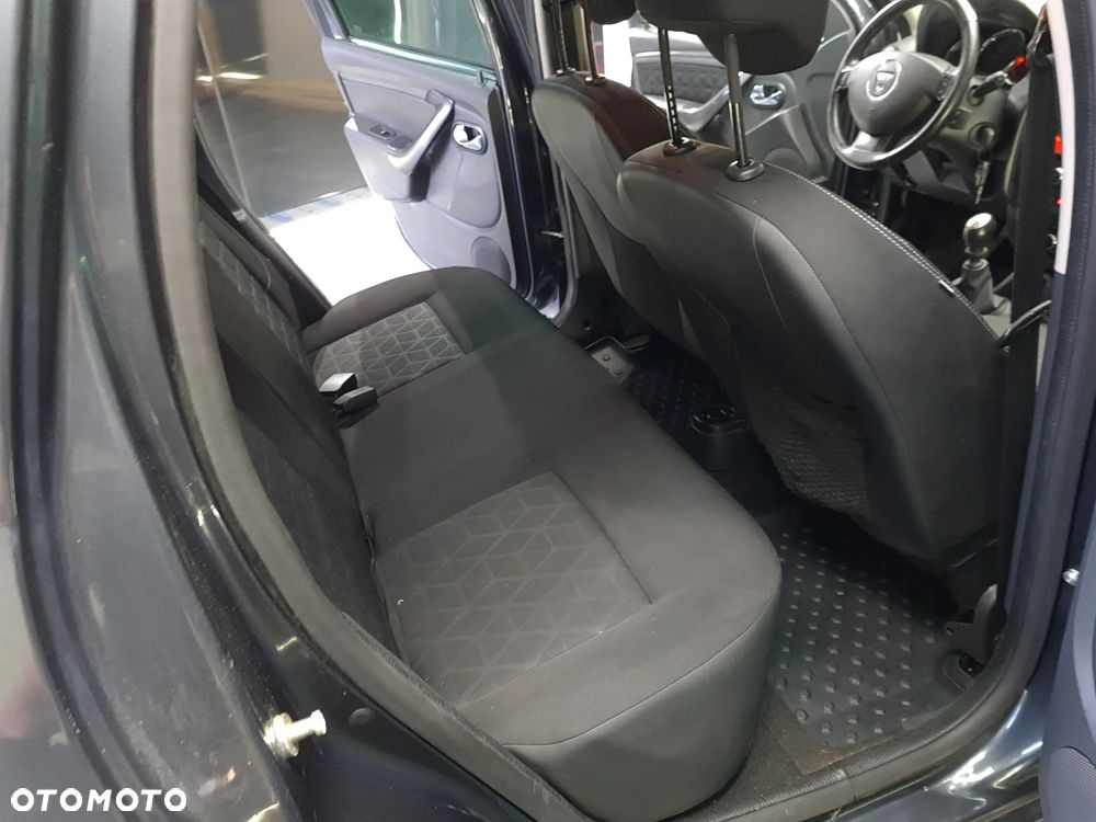 Dacia Duster 1.2 TCe Celebration - 29