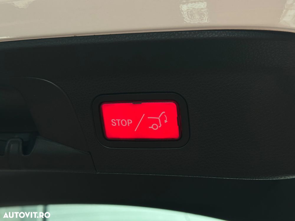 Mercedes-Benz GLC - 33