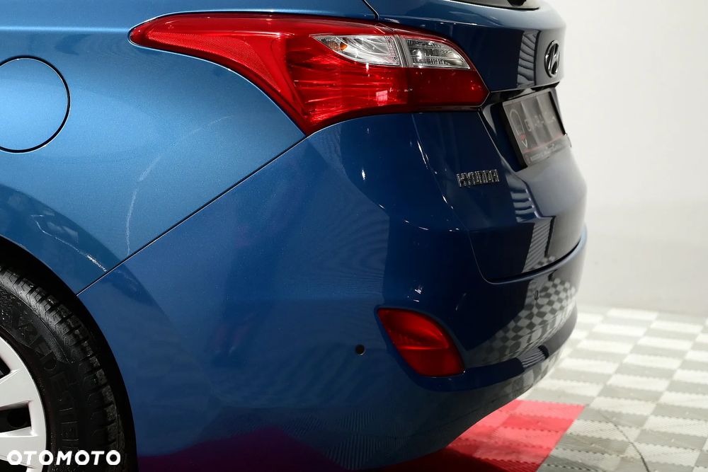 Hyundai i30 blue 1.6 CRDi Trend - 35