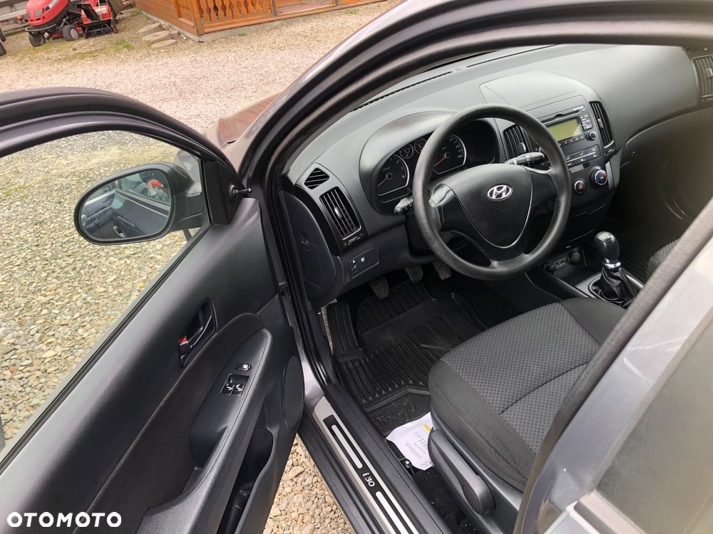 Hyundai i30 1.4 FIFA WM Edition - 21
