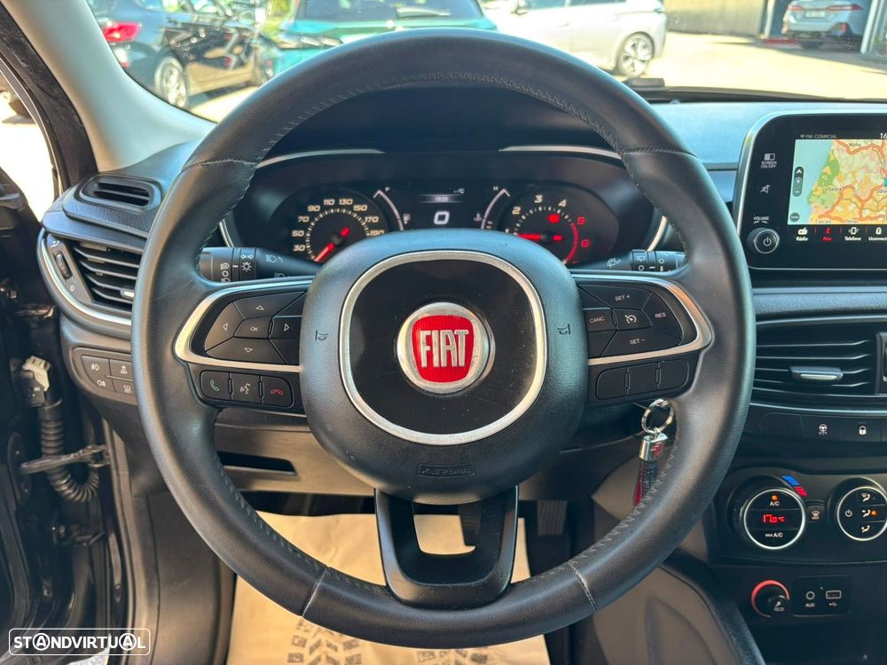 Fiat Tipo Station Wagon 1.3 M-Jet Lounge - 18