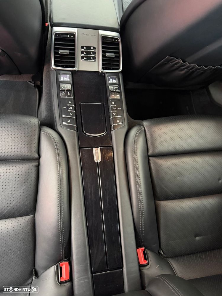 Porsche Panamera S E-Hybrid - 12