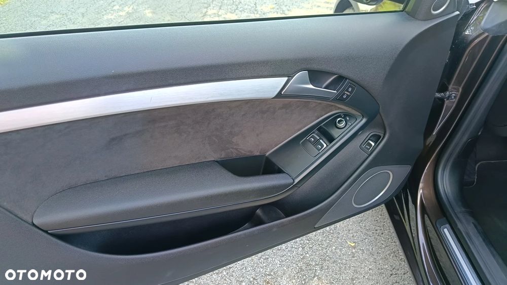 Audi A5 Coupé 3.0 TDI DPF quattro S tronic - 30