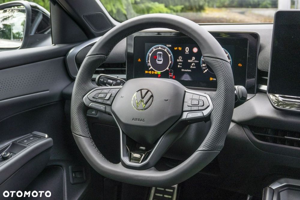 Volkswagen T-Roc - 25