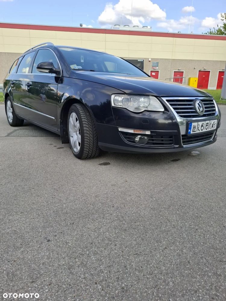 Volkswagen Passat 2.0 TDI DPF Highline - 12