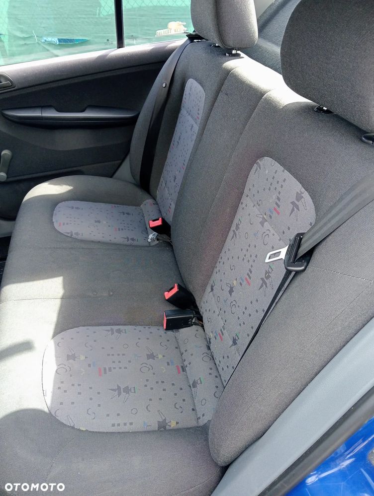 Skoda Fabia 1.2 HTP Classic - 6