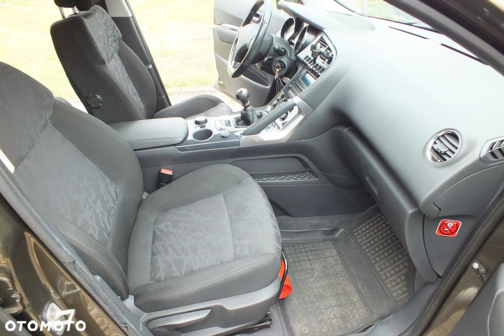 Peugeot 3008 2.0 HDi Allure - 18
