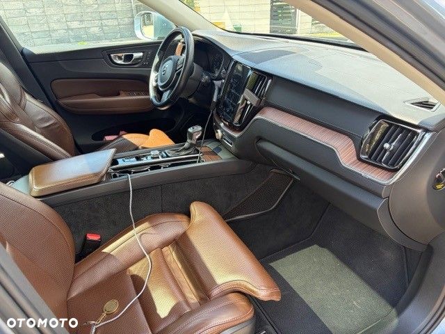 Volvo XC 60 D4 AWD Inscription - 16