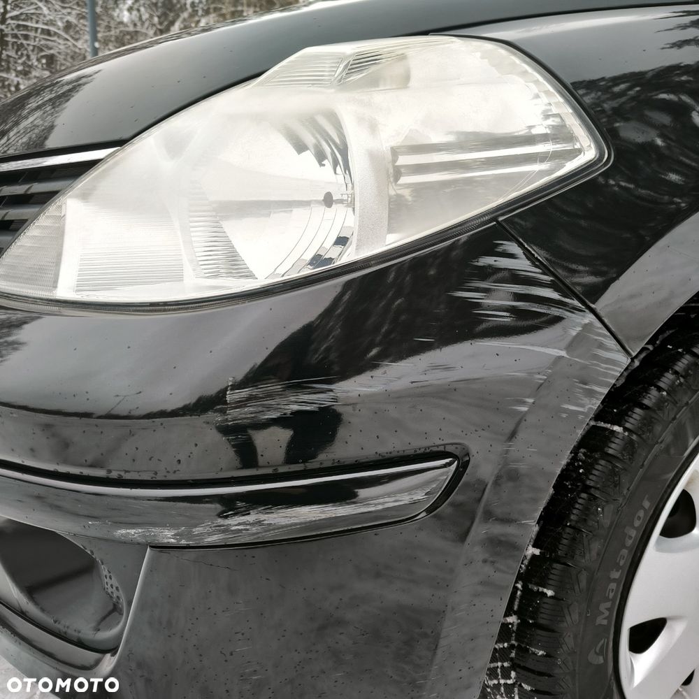 Nissan Tiida 1.6 Tekna - 12