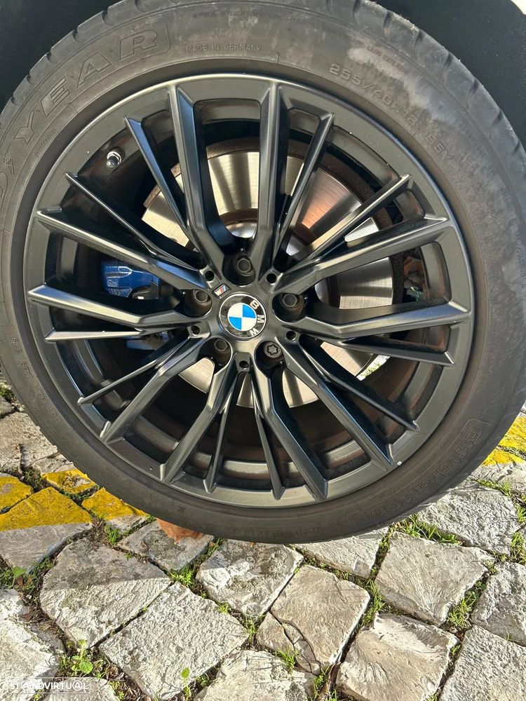 BMW 330 i Aut. M Sport - 43