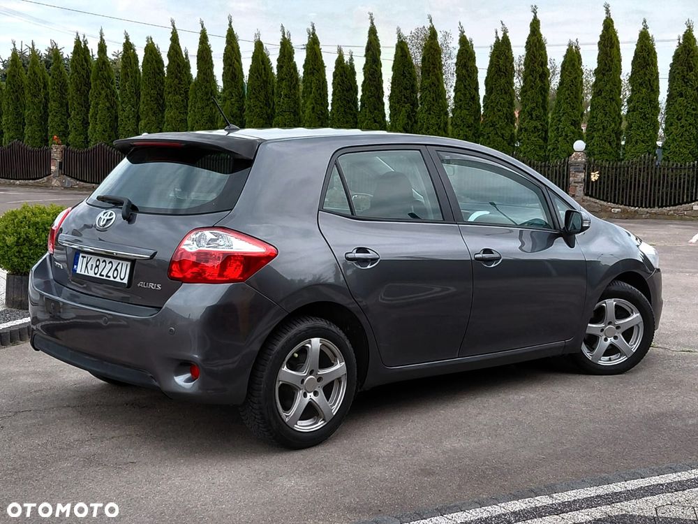 Toyota Auris 2.0 D-4D - 3