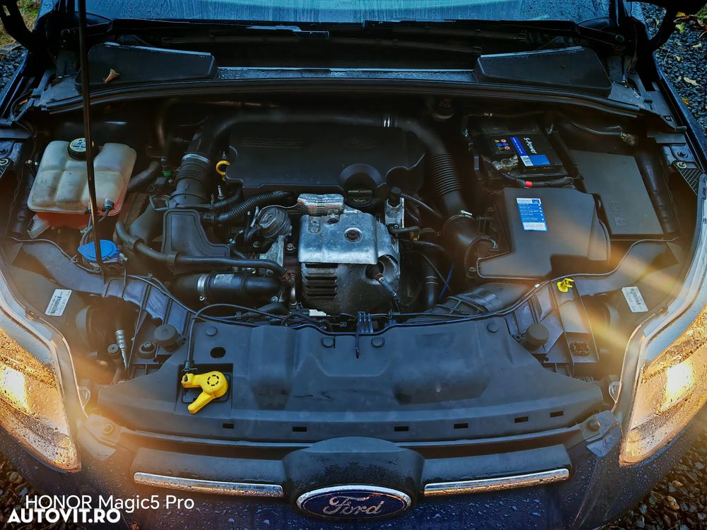 Ford Focus 1.6 TDCI DPF Trend - 8
