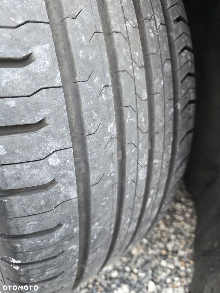 BMW Seria 5 520d - 36