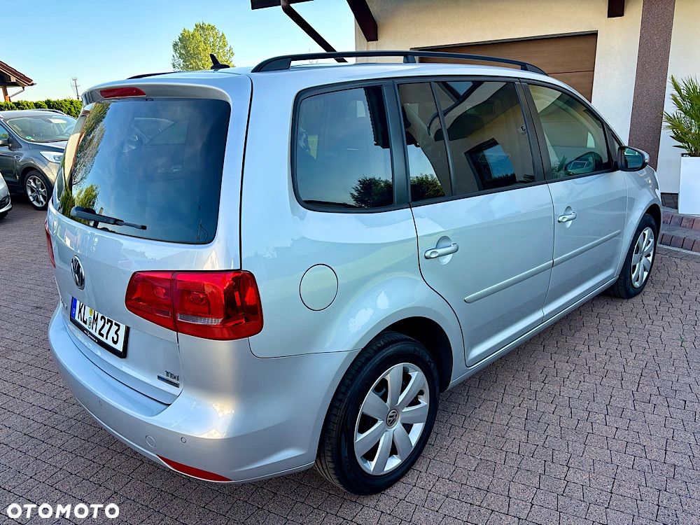 Volkswagen Touran 1.6 TDI DPF Highline - 9