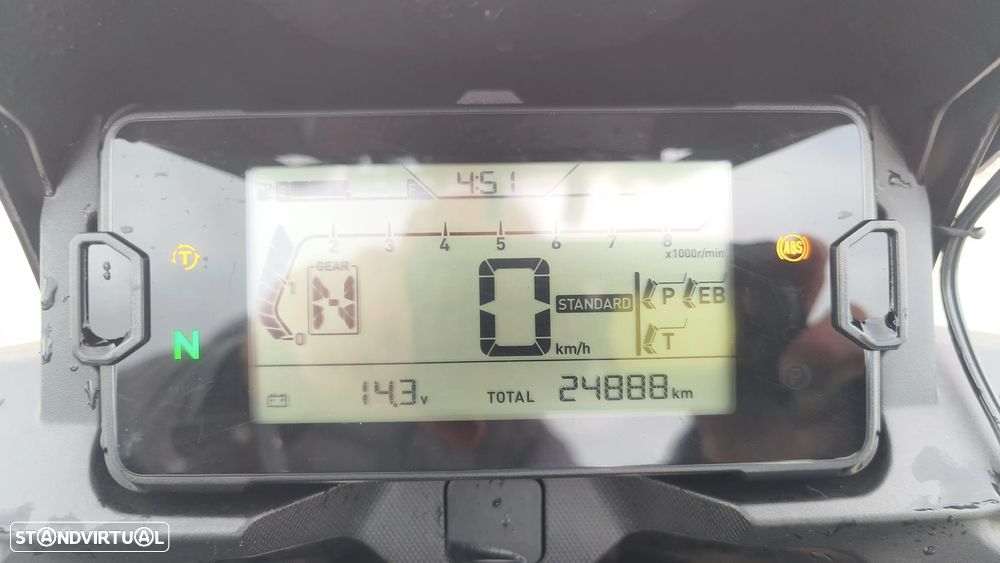 Honda NC750X NC750XD - 9