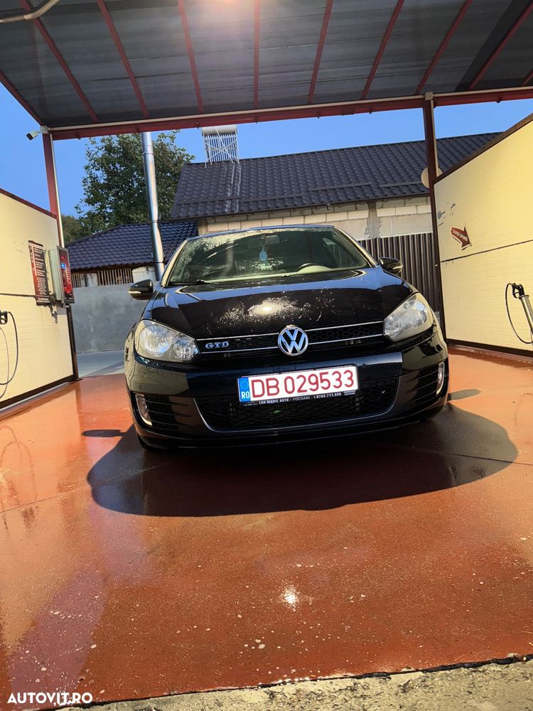 Volkswagen Golf 2.0 TDI DPF GTD - 12