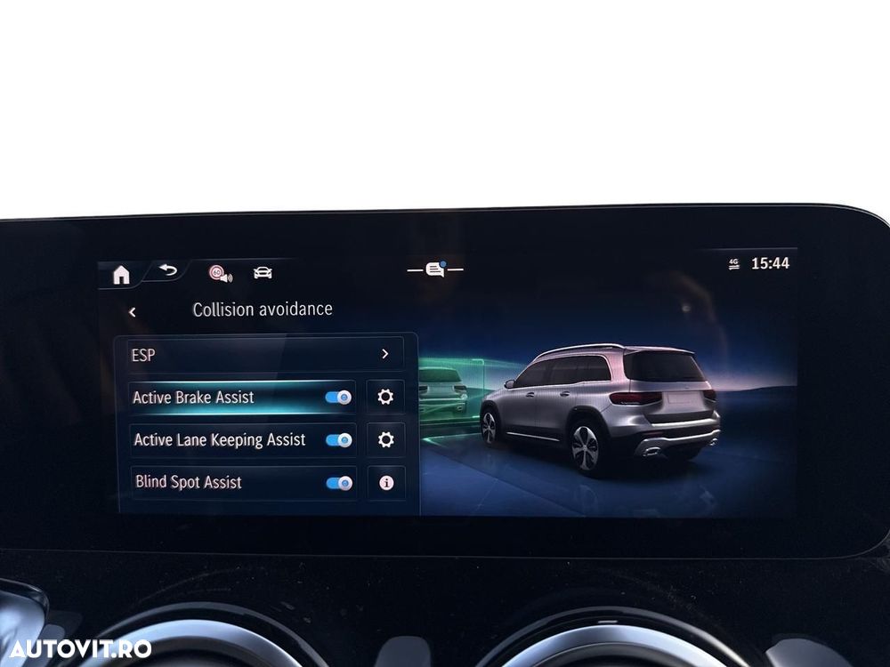 Mercedes-Benz GLB - 23