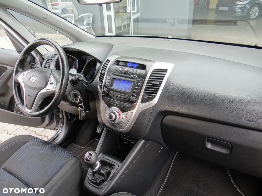 Hyundai ix20 1.4 blue Comfort - 30