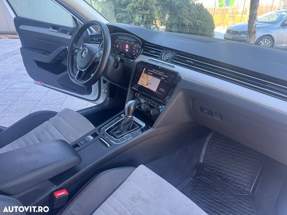 Volkswagen Passat 2.0 TDI SCR DSG 4Motion Business - 14