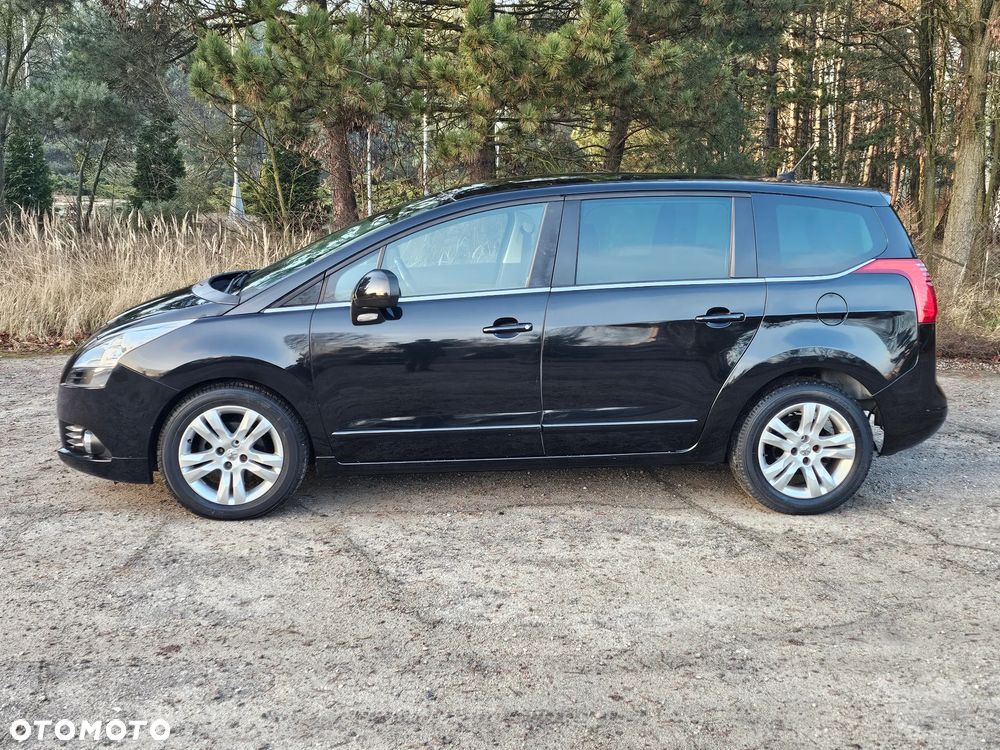 Peugeot 5008 - 3