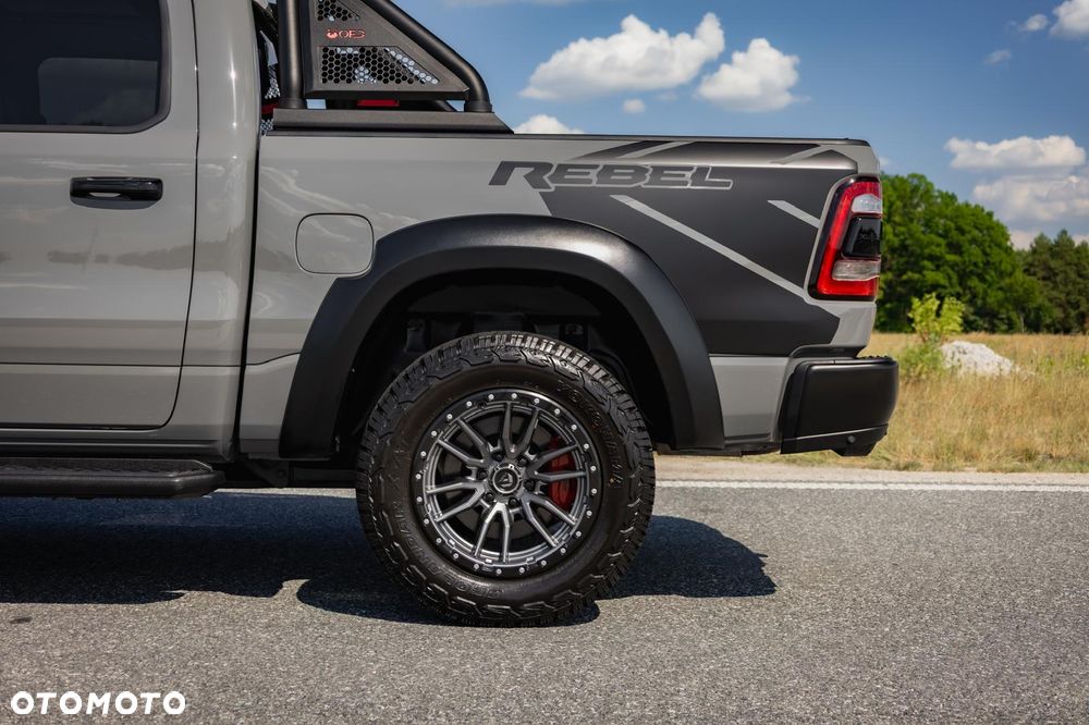 RAM 1500 Crew Cab Shortbed Rebel - 30