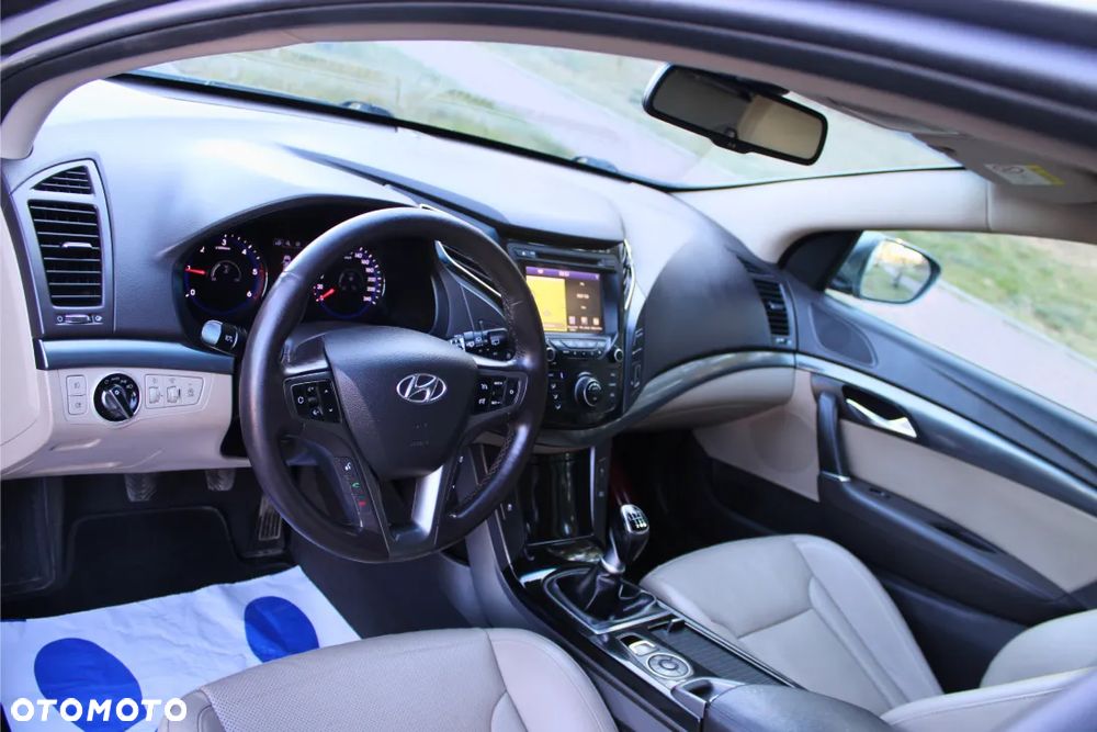 Hyundai i40 1.7 CRDi Style - 17