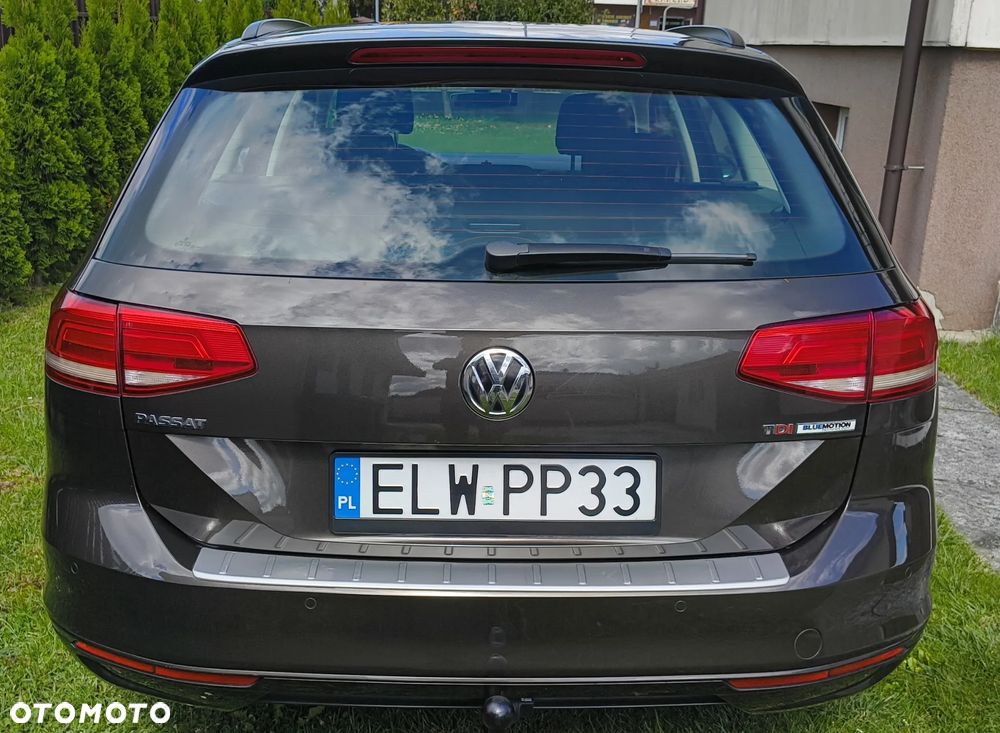 Volkswagen Passat 1.6 TDI BMT Comfortline - 9