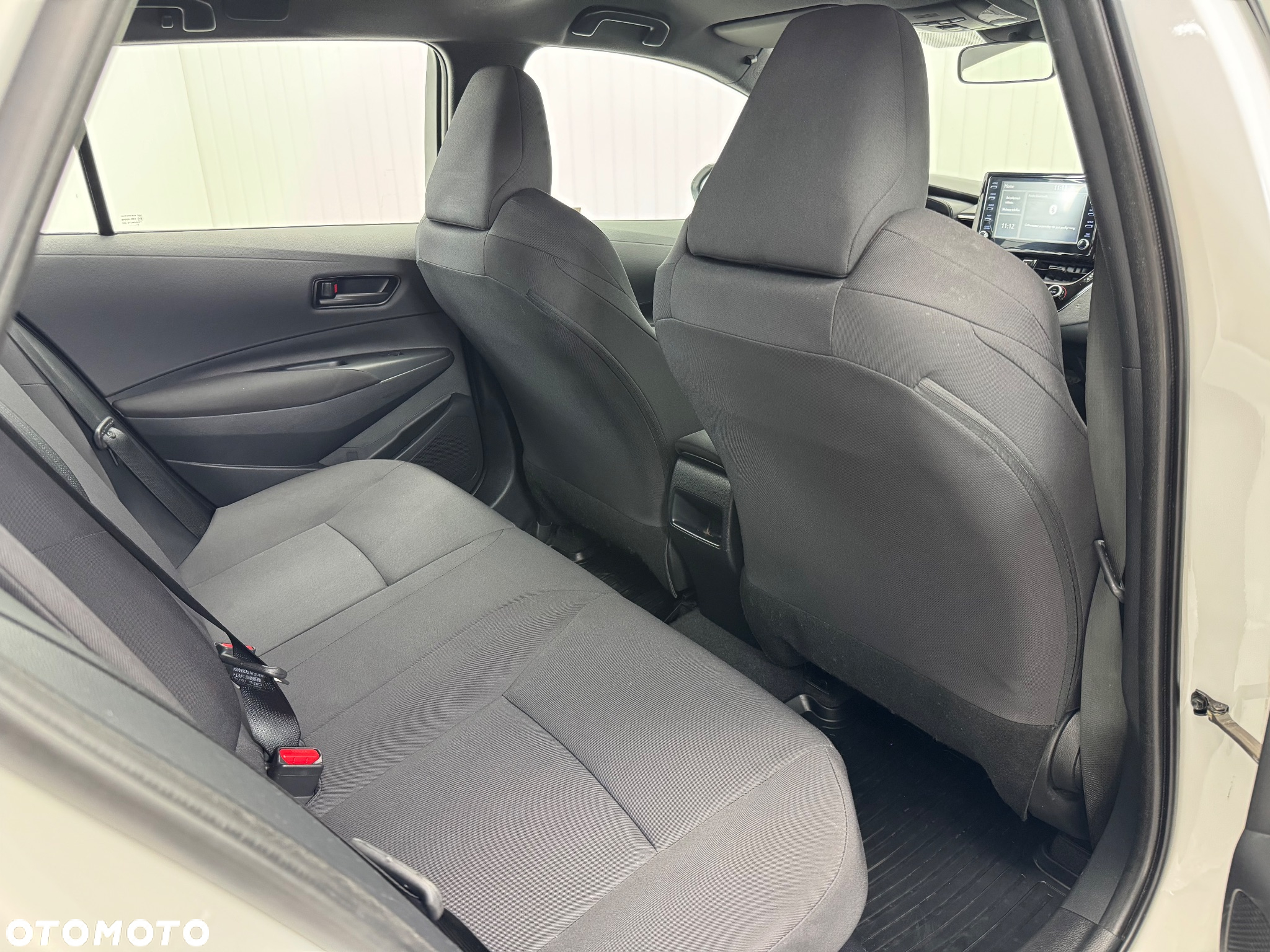 Toyota Corolla 1.8 Hybrid Active - 28