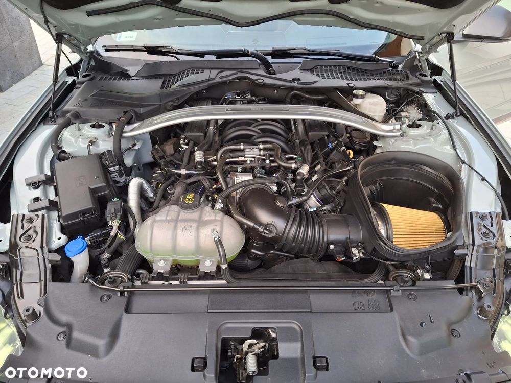 Ford Mustang - 22