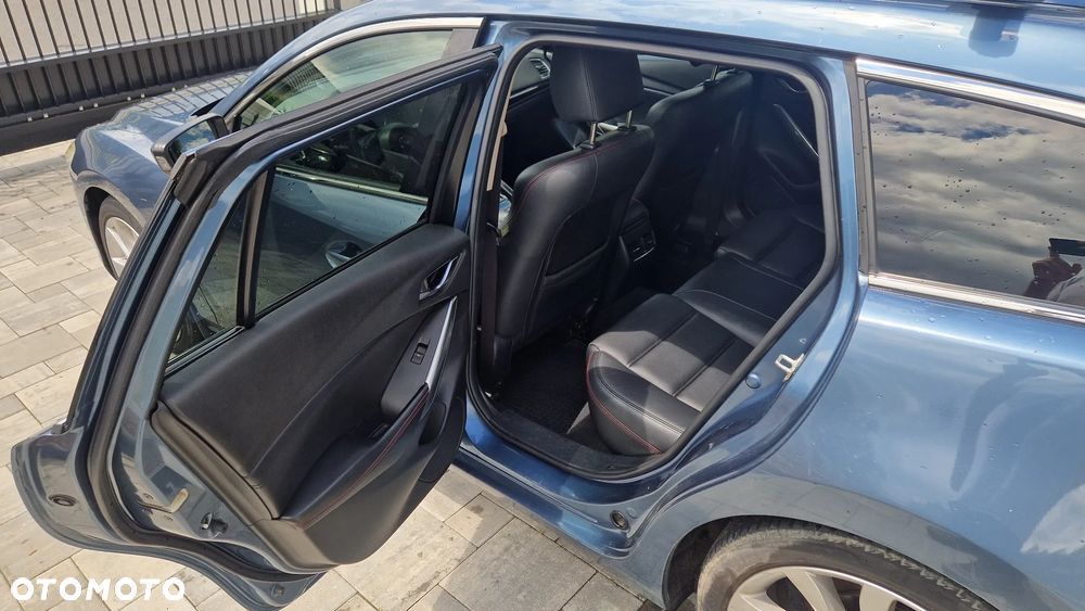 Mazda 6 - 8