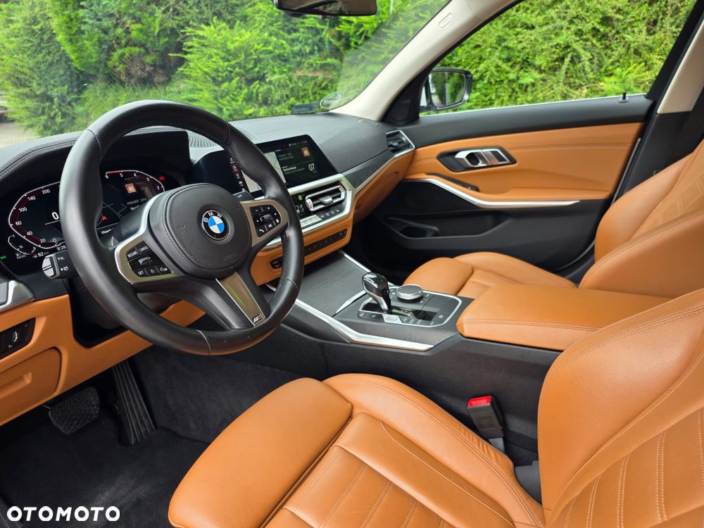 BMW Seria 3 318d mHEV M Sport - 9
