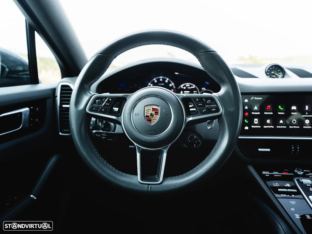 Porsche Cayenne Coupé E-Hybrid - 15