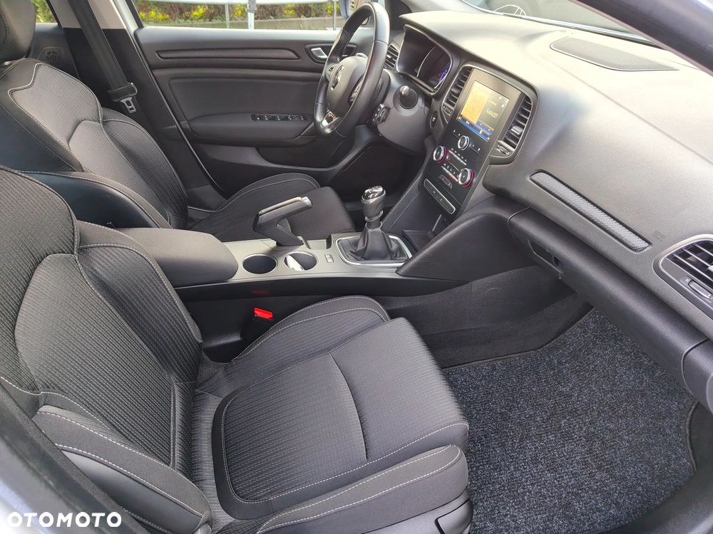 Renault Megane BLUE dCi 115 BUSINESS EDITION - 17