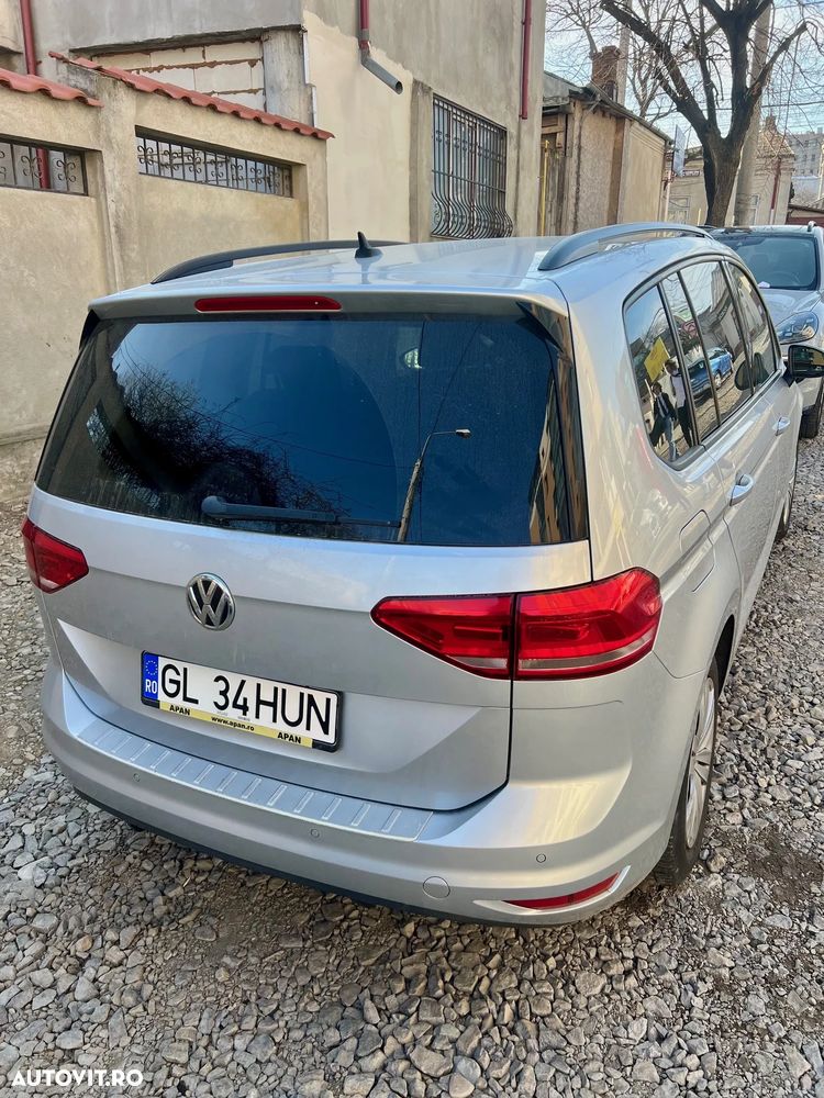 Volkswagen Touran 1.6 TDI SCR (BlueMotion Technology) DSG Trendline - 4